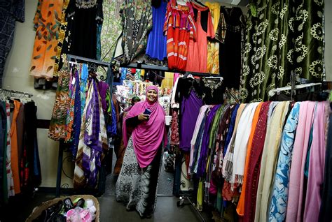 Crowding scuttles plans for Somali mall expansion in south Mpls.