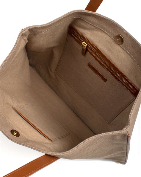 Ivy Tote – Slomotion