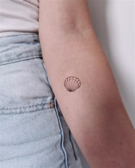 Shell Tattoo Meanings And 25 Jaw-Dropping Design Ideas