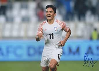 5x7 Inches Original Autographed Photo of Indian Footballer Sunil ...