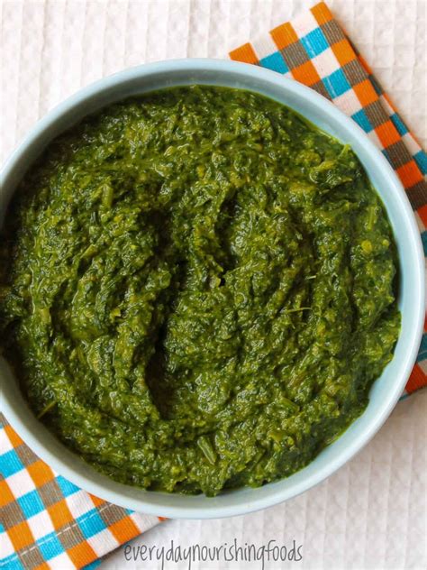 Easy Indian Saag Recipe (Quick Spinach Curry)