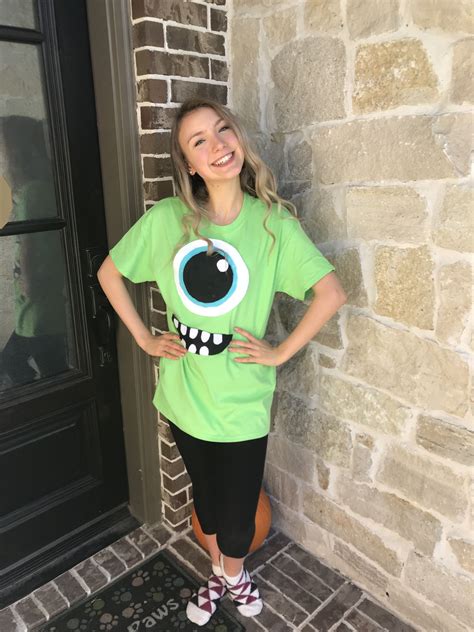 Mike Wazowski Costume | Mike wazowski costume, Adult costumes diy ...