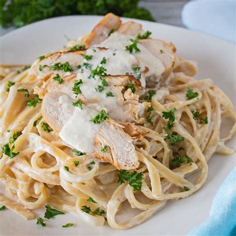 Fettuccine Alfredo de Pollo a la Parrilla | Recipe Cart