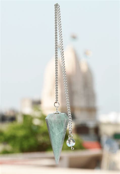Green Aventurine Dowser Pendulum with Chain for Cash flow, Manifestati ...