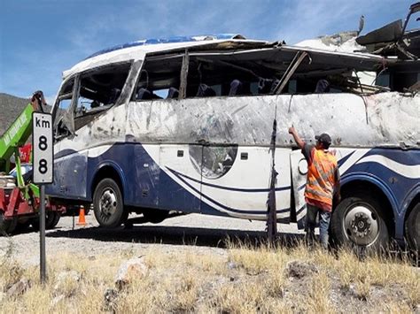 Bus crash in Mexico's Oaxaca kills 18