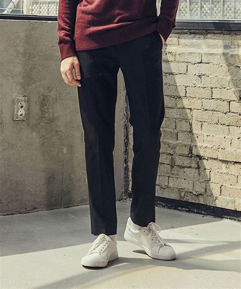 MUSINSA | AD HOC Men's Tapered Slacks (BLACK)