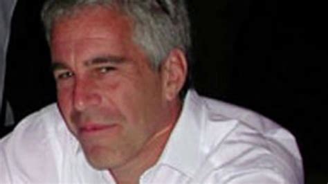 Epstein Files Live Updates: DOJ Releases Trove of Photos and Court Records
