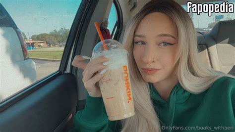 Books_withari Nude OnlyFans Leaks - Photo #3364172 - Fapopedia