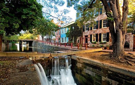 Travel the historic Chesapeake and Ohio Canal on this virtual tour Minimalist Minimalist