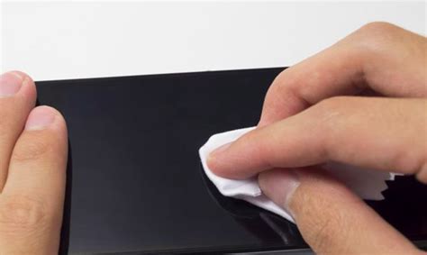 Install Screen Protector with Guide Stickers 的图像结果