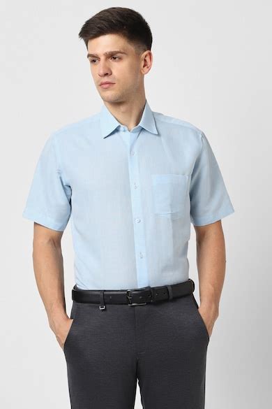 Buy Men Blue Regular Fit Solid Half Sleeves Formal Shirt Online ...