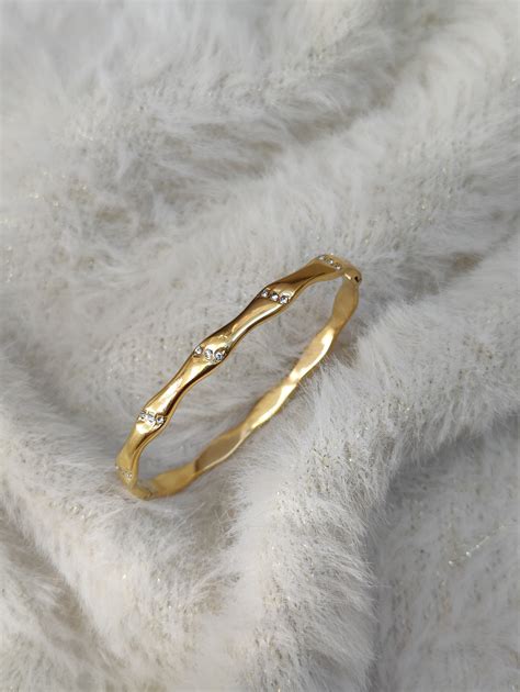 Chloe Bangle – Anokhi India