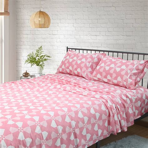 4 Pieces Microfiber Flannel Sheet Set, Queen Size Pink Color, Deep ...