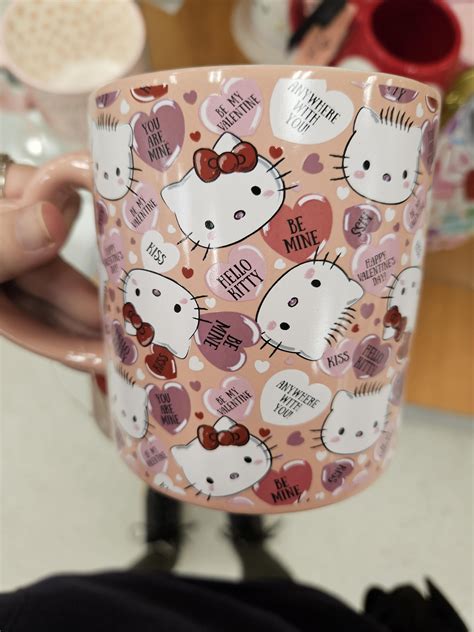 Tj maxx hello kitty stuff : r/HelloKitty