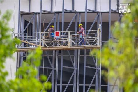 见摄自贸港丨新增4560个学位！海口这两所新学校9月投入使用_澎湃号·媒体_澎湃新闻-The Paper