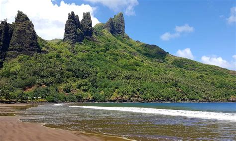 Marquesas Island Travel, Nuku Hiva, Hiva Oa, Aranui V | Tahiti.com