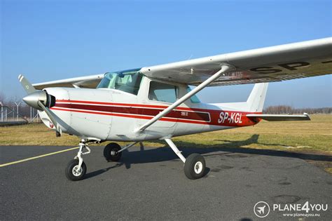 Cessna 152 II with New Engine! - Aeropole Flight Training
