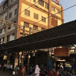 Marine Lines Railway Station - Bus stop - Mumbai - Maharashtra | Yappe.in