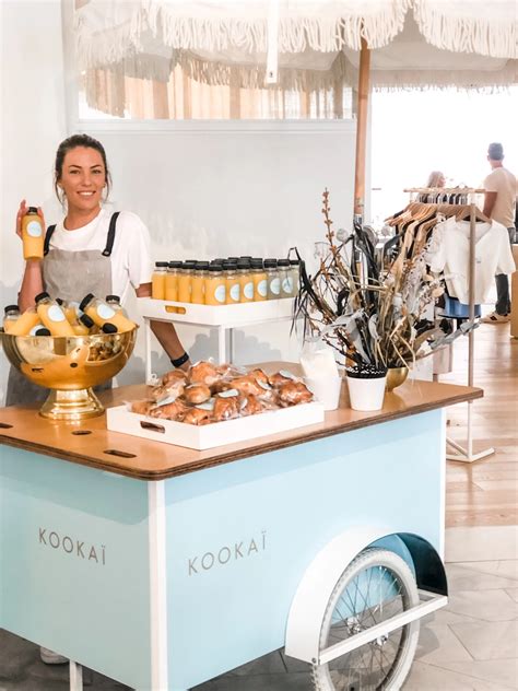 Juice Cart for Refreshing Drinks