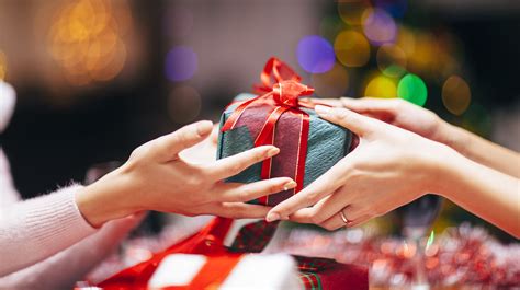 What’s the Difference Between a Gift and a Present? | Mental Floss