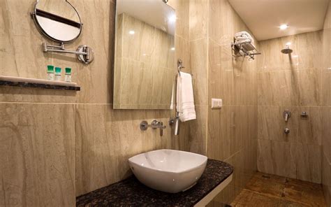THE FOREST VIEW BY SHASHWAT HOTELS (Mussoorie) - Hotel Reviews, Photos ...