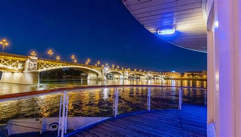 GRAND JULES BOAT HOTEL (Budapest) - Hotel Reviews, Photos, Rate ...