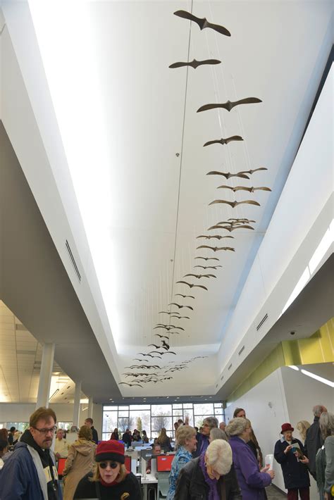 Library Outside 的图像结果