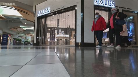 Alderwood Mall re-opens to the public after two-month closure | king5.com