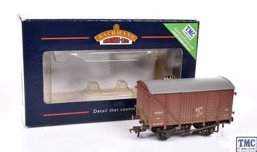37-776 Bachmann OO Gauge 12 Ton MOGO Van BR Brown Weathered (Pre-Owned)