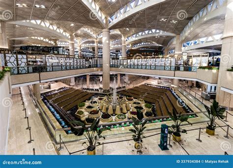 RIYADH, SAUDI ARABIA - DECEMBER 2, 2021: Interior of King Khalid ...