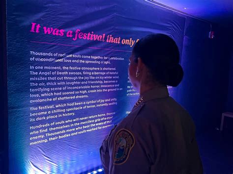Miami-Dade Sheriff and Rosie Stutz Attend Nova Exhibition in Miami ...