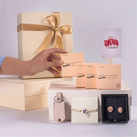 Gift Boxes Online in India - Unique Gift Hampers, Gift Company ...