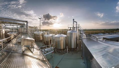 Modern industrial engineering facility | Premium AI-generated image