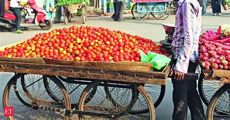 Tomato Truck Hijacking: Tamil Nadu couple arrested for elaborate truck ...