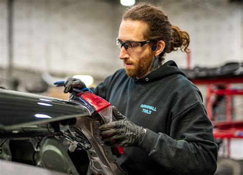 Careers - Paramount Centre