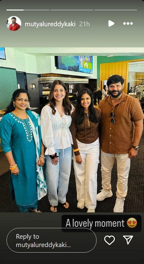 Anushka Sharma Gets Clicked With Cricketer Nitish Kumar Reddy's Family ...