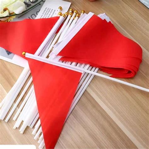 Golf Triangle Small Colored Flag Triangle Small Red Flag Bearer Flag ...