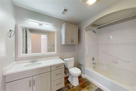 Photos and Tours of Lodge at Foxborough | South Shore