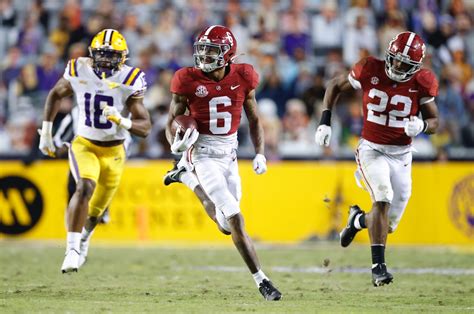 DeVonta Smith named SEC male athlete of the year - al.com