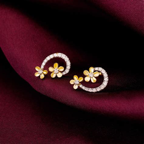 Top 10 Gold Tops Designs Trending Right Now – GIVA