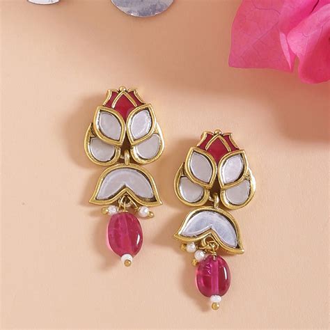 Thikri Floral Drop Earrings – VOYLLA