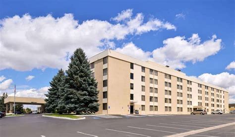 RAMADA PLAZA BY WYNDHAM SHERIDAN HOTEL & CONVENTION CENTER - Hotel ...