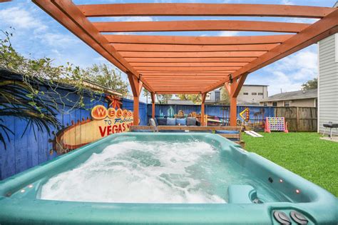 Stylish Townhome & Event Space | Hot Tub, Games, & Content, Houston, TX ...