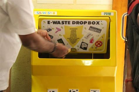 Electronics Recycling: How To Get Rid Of Old Phones, TVs, Cables, And ...