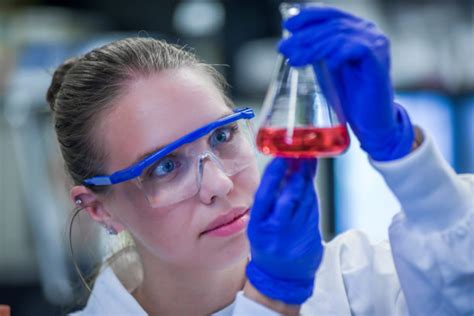 必应检验科 的图像结果