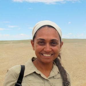 She is the first Indian to cross the Gobi desert - Rediff Getahead