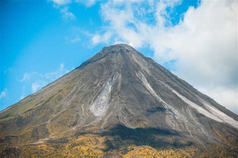 Arenal Volcano 2025] Why You Should (And Shouldn't) Visit The Arenal