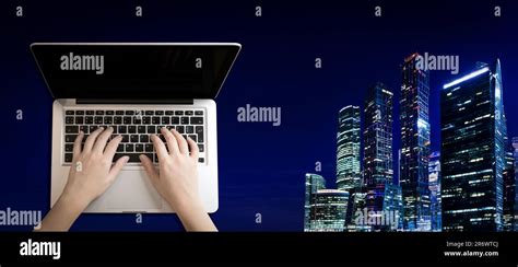 Work Laptop 的图像结果