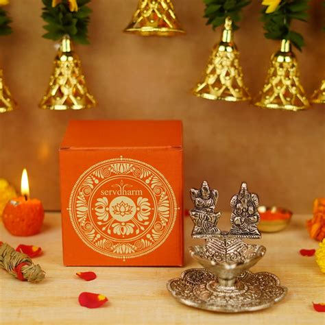Silver Plated Hand Shaped Lakshmi Ganesh Diya 3.3 inch – ServDharm