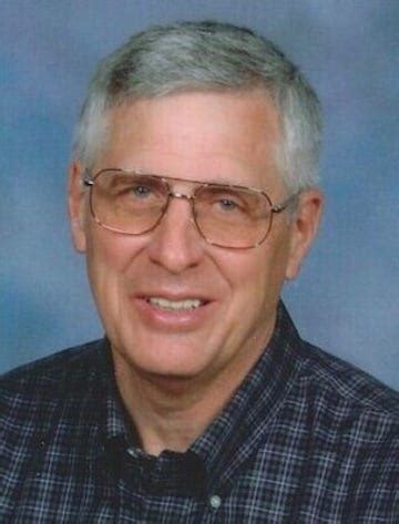 Charles Peter (Chuck) Becker Obituary - The Des Moines Register